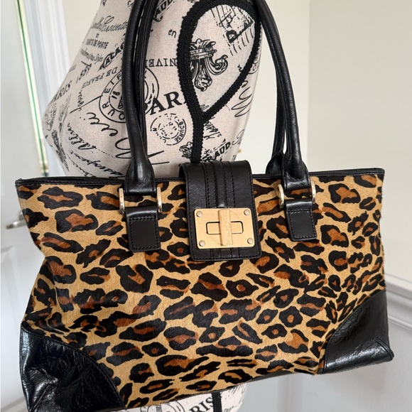 Danier Y2K Leopard Print Pony Hair Tote Bag with Genuine Leather Trim - Picture 3 of 6